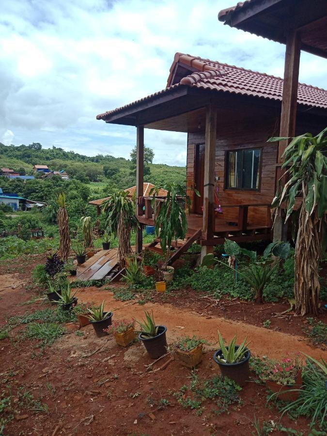 Happy Bungalow & Trekking Banlung Bagian luar foto